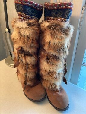 Muk Luks Brown Faux Fur Knit-Trim Tall Winter Boots